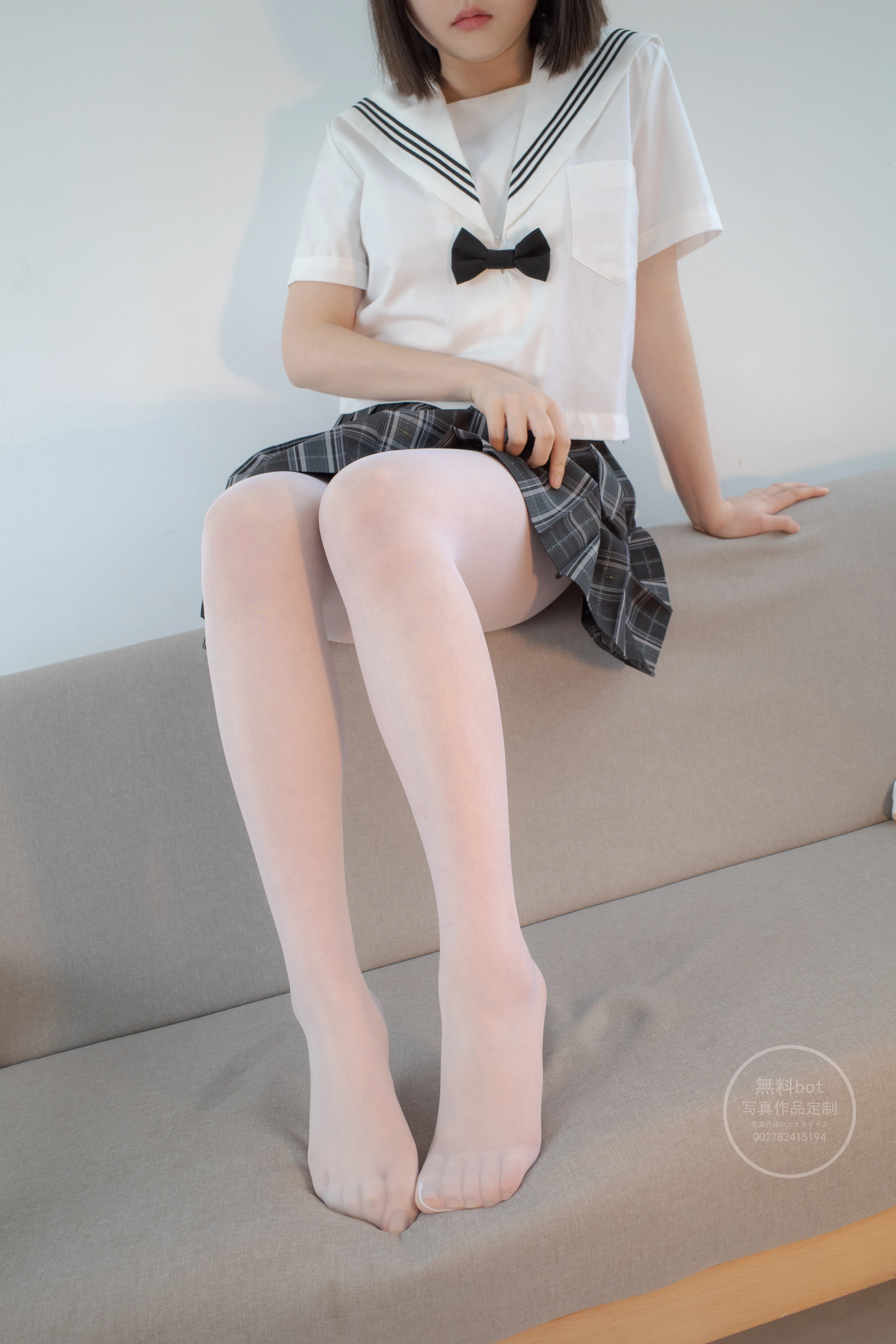 森萝财团 有料 NO.028 匿名 美少女的白丝JK制服 [101P]插图3